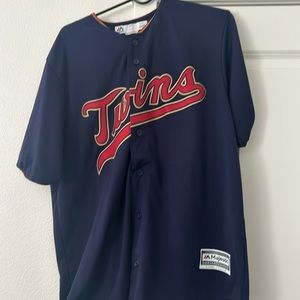 Minnesota twins jersey. Wore twice. Great condition.
